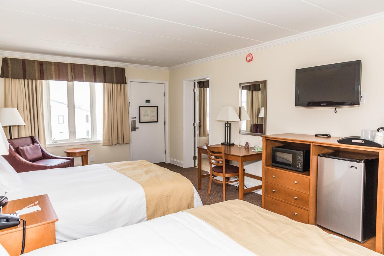 Desert Sand Resort Avalon Bagian luar foto